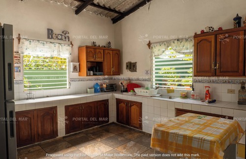 Sonsonate House | RANCHO PORTAL DEL MAR-Ideal for families, totally private and in first line.