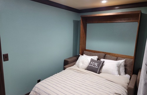 Rancho Cucamonga Bed & Breakfast | Rancho's Private Oasis