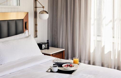 Downtown West Hotel | Rand Tower Hotel, Minneapolis, a Tribute Portfolio Hotel