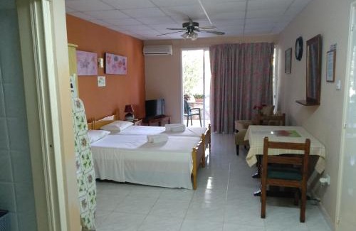 Pissouri Apartment | Rantzo Holiday Apartments