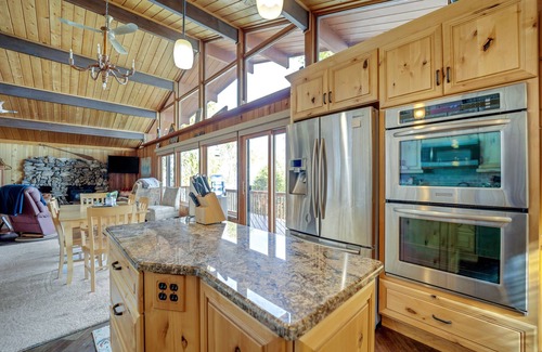 Presque Isle House | Rapid Retreat - Golden Leaves, Crisp Air & Cozy Comfort Await You!