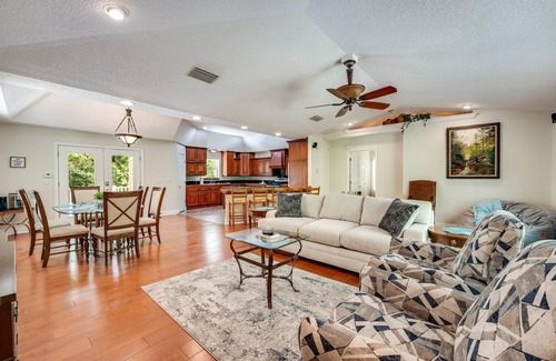 Middleburg House | Rare 30 Acres Along Black Creek |Country Retreat |Escape the City |Covered Balcony |Firepit & BBQ