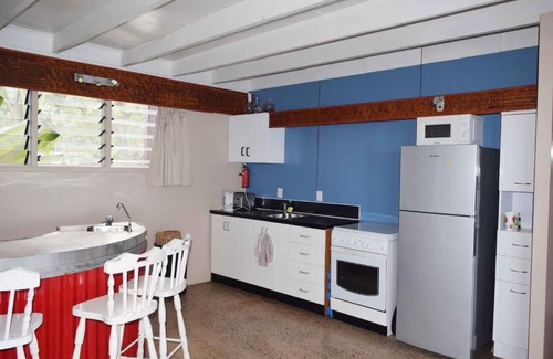 Tapere of Vaimaanga House | Raro Beach Bach