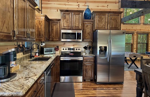 Broken Bow Cabin | Rated Top 10 One Bedroom + Oversized Deck + Game Room + Prime Location + Hot Tub