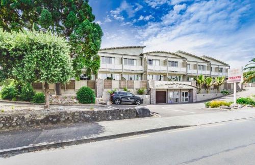 Raumati Beach Apartment | Raumati Sands Resort