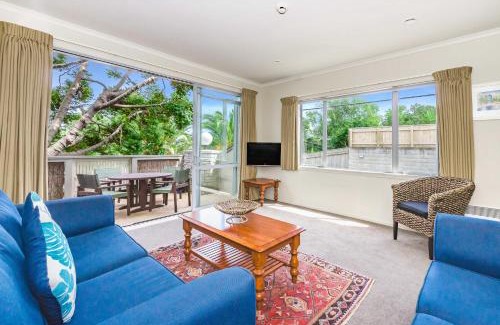 Raumati Beach Apartment | Raumati Sands Resort