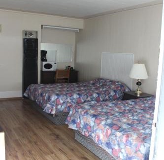 Youngstown Hotel | Raval Paradise Motel and RV Park