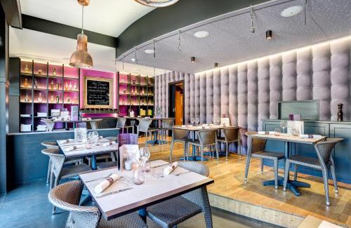 Walk Hotel | RAVeL Hotel Cyrano