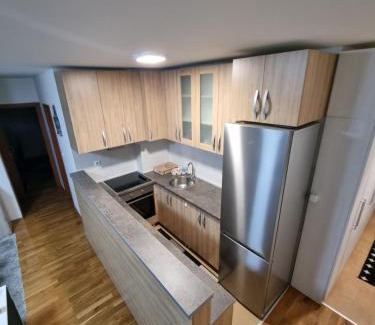 Cukarica Apartment | Raven2