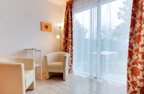 Hohenau an der March House | Ravishing apartment in Hohenau an der March with garden and garage