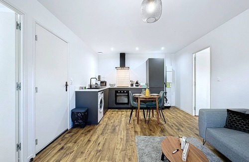 Europe Apartment | Ravissant T1 bis avec parking privatif *Ty Podic*