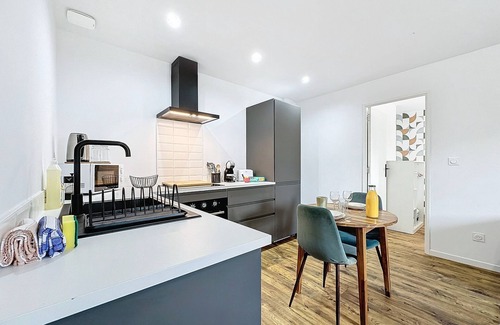 Europe Apartment | Ravissant T1 bis avec parking privatif *Ty Podic*