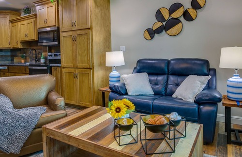 Lasara Apartment | Raymondville Apartment w/Patio: Near Lakes!