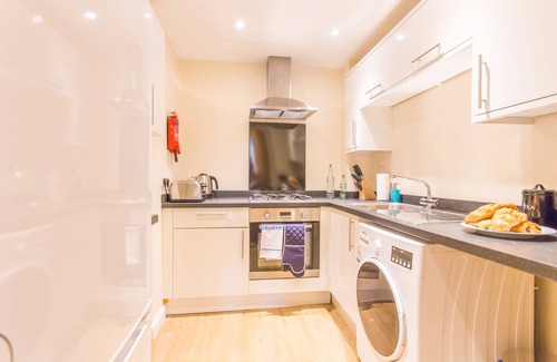 Oxford Apartment | Razia Apartments