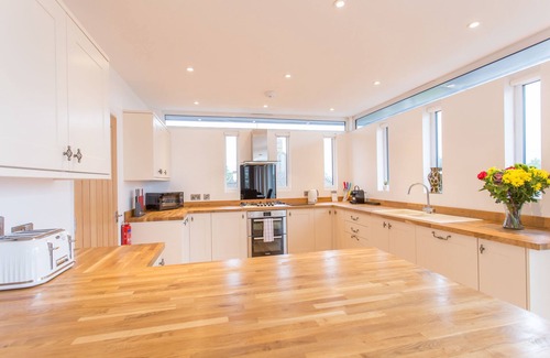 Oxford Apartment | Razia Apartments