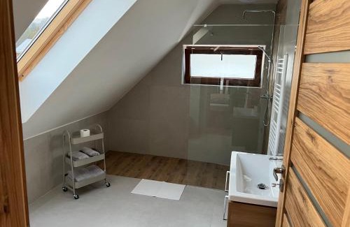 Hnusta House | Reštaurácia Koliba