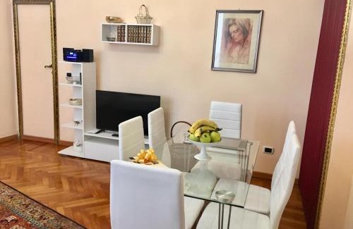 Monza Apartment | Re Monza appartamenti in villa comodi per Milano