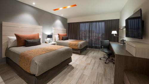 Tlalnepantla de Baz Hotel | Real Inn Perinorte