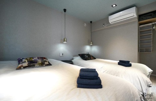 Aoyama Apartment | Real Life AOYAMA