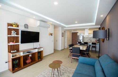 Zapopan Condo | Real View Towers in Real Center Plaza, Delightful 5th floor 1BR, Zona Real,