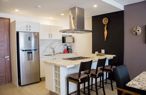Zapopan Condo | Real View Towers in Real Center Plaza, Delightful 5th floor 1BR, Zona Real,