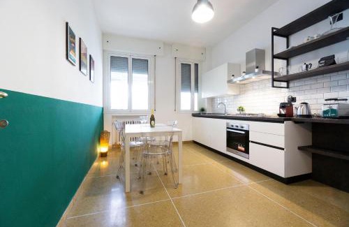 San Donato-San Vitale Apartment | Realkasa Kharkov Apartment
