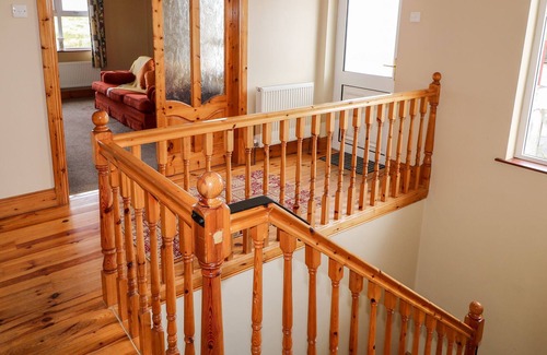 Derrybeg House | REALT NA FARRAIGE, family friendly in Derrybeg, County Donegal