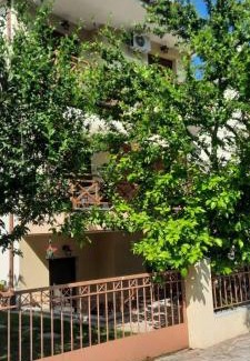 Stavros House | Rea’s house