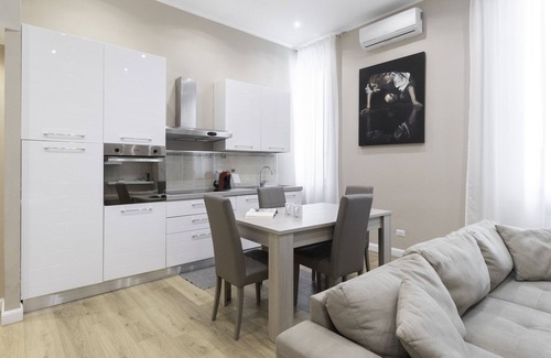 Porta Volta Apartment | Recent, Beautiful Renovation in the City's Centre. Extremely Quiet and Clean
