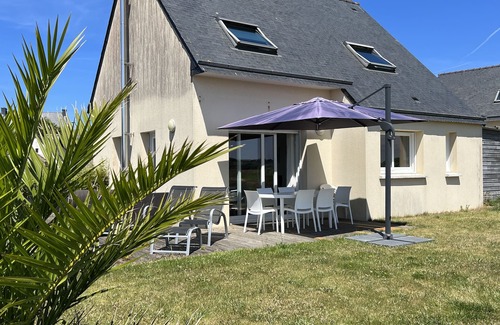 Sibiril House | Recent house with large garden at 700 m. from the small harbour and the beach
