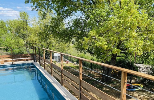 Labeaume House | Recent villa near Labeaume river