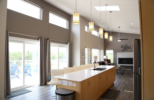 Northern Ontario House | Recently built cabin with a million dollar view - Eagles View