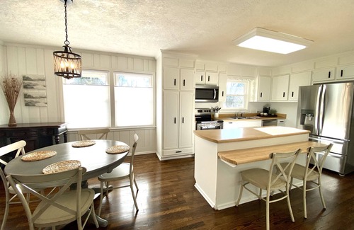 Anderson House | Recently Renovated near Downtown Anderson and Anderson University