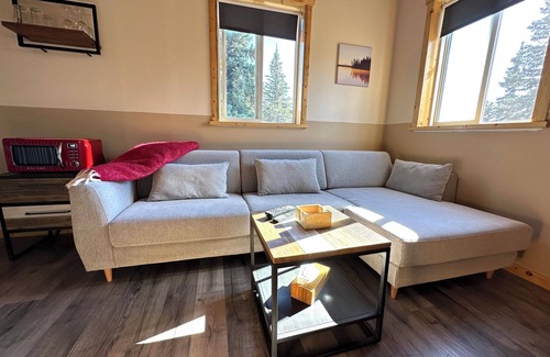 Anahim Lake Resort | Red Cariboo Resort