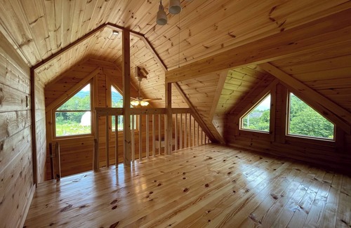 Imazu Cottage | Red Cottage on the Hill Pets Allowed/Takashima Shiga
