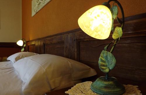 Isiata Bed & Breakfast | Red Fenice