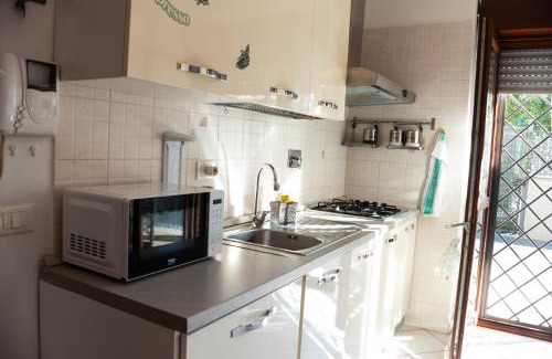 Settecamini Apartment | Red House Tiburtina