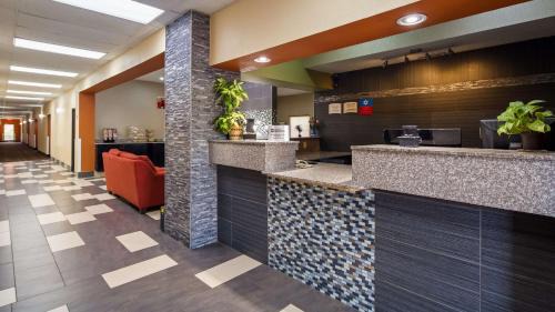 Blue Springs Hotel | Red Lion Inn & Suites Blue Springs