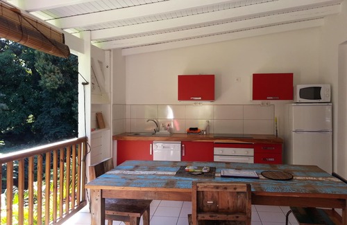 Malendure Apartment | RED MANGO Habitation CALISSA your Bouillante gîte in Guadeloupe.
