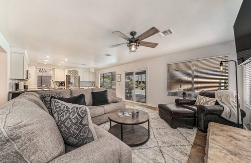 East Mesa House | Red Mountain Retreat