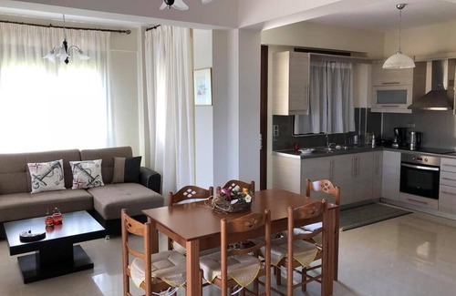 Messini Villa | RED ROCK VILLAS PETALIDI