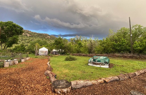 Morrison RV Rental | Red Rocks Glamping: Meeting nature & extravaganza