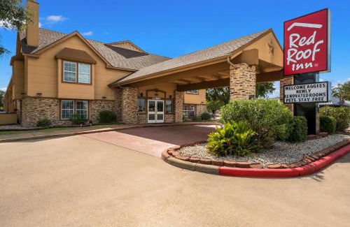 College Station Hotel | Red Roof Inn College Station