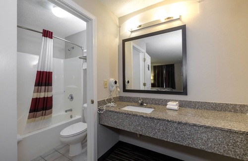 De Funiak Springs Hotel | Red Roof Inn Defuniak Springs