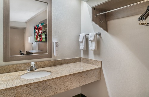 Taylor Hotel | Red Roof Inn Detroit Metro Airport - Taylor