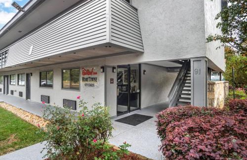 Conestee Hotel | Red Roof Inn Greenville