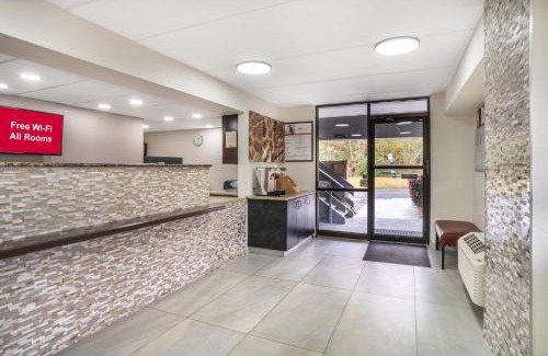 Conestee Hotel | Red Roof Inn Greenville