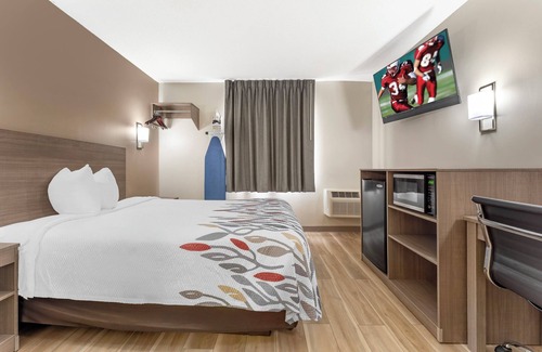 Johnstown Hotel | Red Roof Inn Johnstown