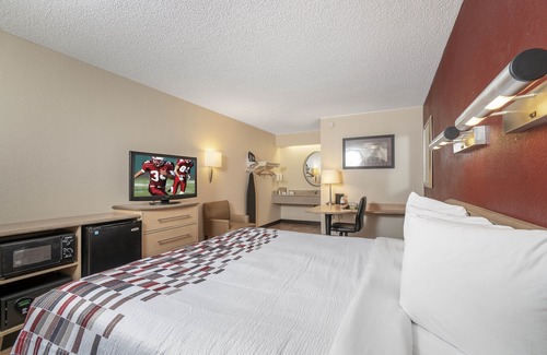 Oxford Valley Hotel | Red Roof Inn Philadelphia - Oxford Valley