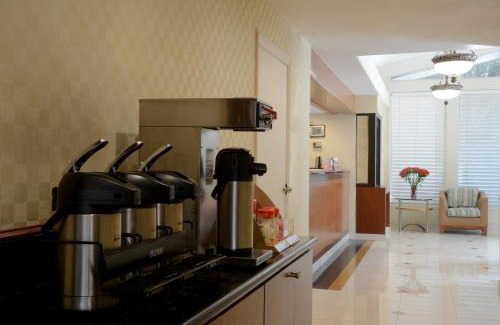 Bonita Hotel | Red Roof Inn San Dimas - Fairplex